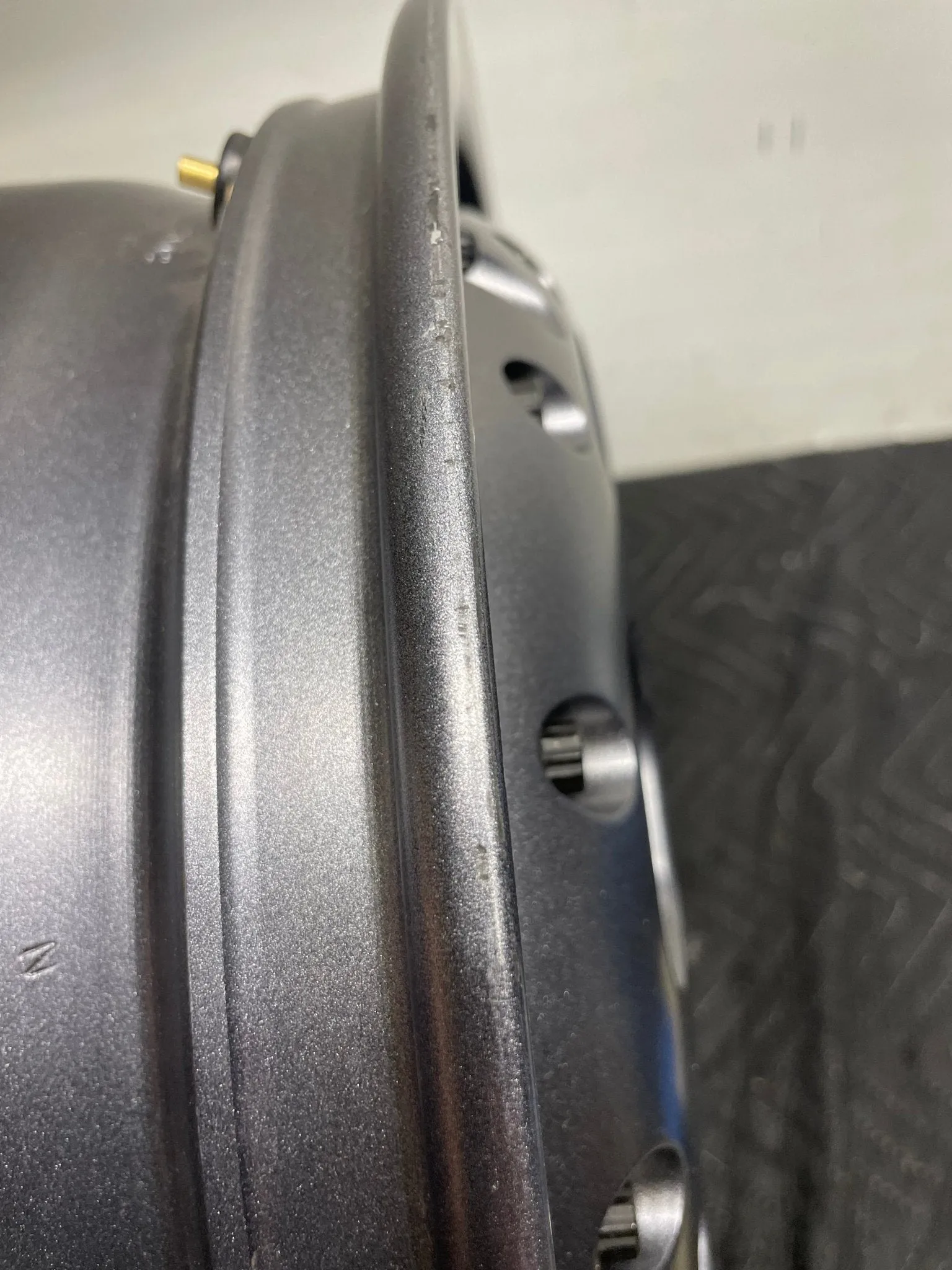 Talon Transit AWD Wheel (GRAPHITE GREY) With Apex valve- Open Box #1